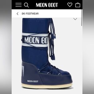 Barely worn mens Moon Boots